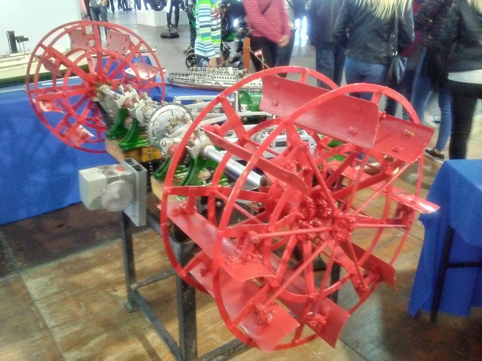 59276230_409480056555237_784799067392704512_n.jpg